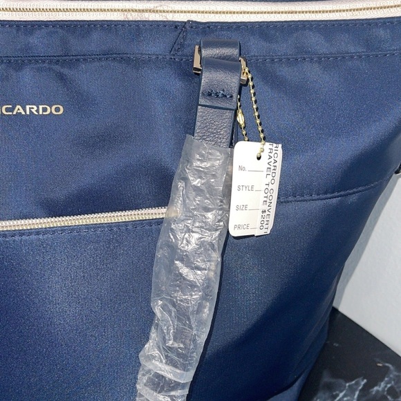 Ricardo Beverly Hills Indio Tote Travel Over Carry On Luggage Bag Navy AUTHENTIC - Picture 10 of 11